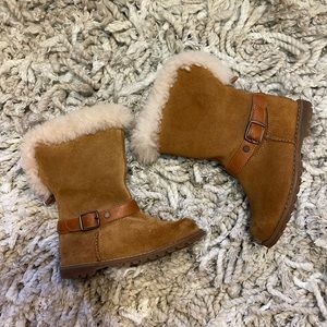 UGG Toddler Girls Tan Nessa Boots Size 10
